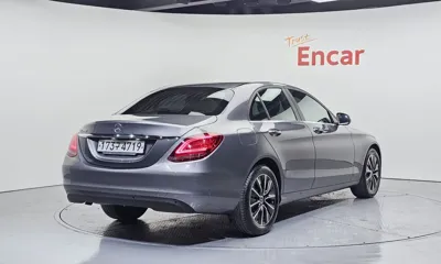 Mercedes-Benz C-Class 2020, 33237 км, за 15130.49 USD