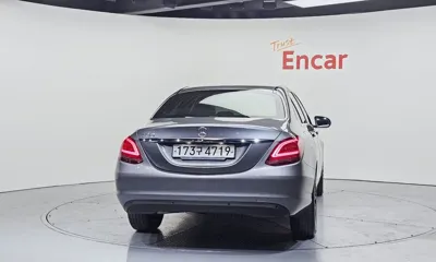 Mercedes-Benz C-Class 2020, 33237 км, за 15130.49 USD