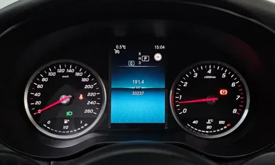 Mercedes-Benz C-Class 2020, 33237 км, за 15130.49 USD - фото 8