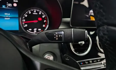 Mercedes-Benz C-Class 2020, 33237 км, за 15130.49 USD - фото 9