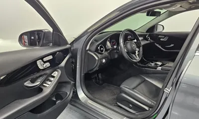 Mercedes-Benz C-Class 2020, 33237 км, за 15130.49 USD - фото 10