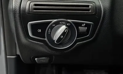 Mercedes-Benz C-Class 2020, 33237 км, за 15130.49 USD - фото 14
