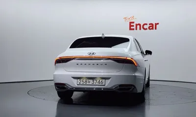 Hyundai Grandeur 2022, 77398 км, за 15401.91 USD
