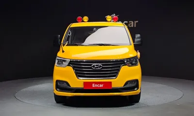 Hyundai Starex 2021, 91415 км, за 14962.28 USD