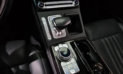 Genesis G90 2020, 131843 км, за 18830.52 USD - фото 9