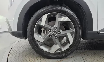 Hyundai Venue 2020, 71048 км, за 9518.18 USD
