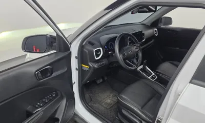 Hyundai Venue 2020, 71048 км, за 9518.18 USD - фото 10