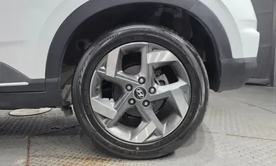 Hyundai Venue 2020, 71048 км, за 9518.18 USD - фото 21