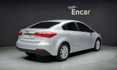 Kia K3 2015, 140288 км, за 3642.99 USD