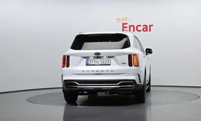 Kia Sorento 2021, 65389 км, за 20161.3 USD