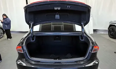 Hyundai Grandeur 2020, 191123 км, за 9243.47 USD - фото 20