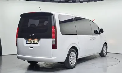 Hyundai Staria 2023, 20226 км, за 19437.03 USD - фото 2