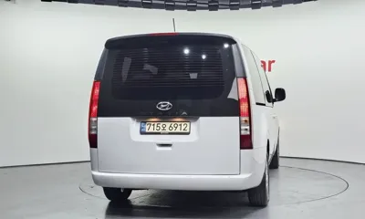 Hyundai Staria 2023, 20226 км, за 19437.03 USD - фото 4