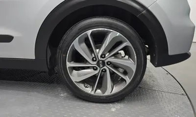 Kia Niro 2017, 119645 км, за 7280.76 USD