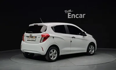 ChevroletGMDaewoo Spark 2016, 109781 км, за 3079.47 USD