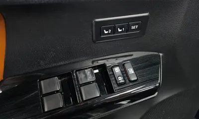 Toyota RAV4 2018, 70839 км, за 17876.87 USD - фото 29