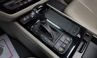 Kia Canival 2016, 130280 км, за 8198.77 USD - фото 9