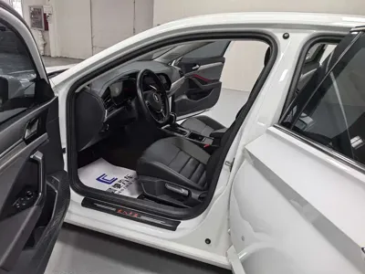 Volkswagen Sagitar 2021, 54000 км, за 9681.98 USD - фото 11