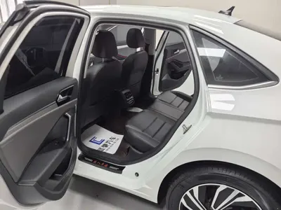 Volkswagen Sagitar 2021, 54000 км, за 9681.98 USD - фото 12
