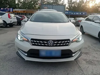 Venucia D60
