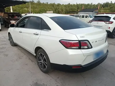 Venucia D60