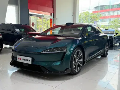 智界 Zhijie S7 · 2025 год