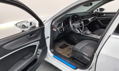 Audi A6 2021, 57433 км, за 18234.54 USD - фото 10