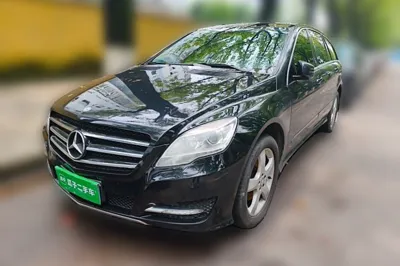 Mercedes-Benz R-Class · 2015 год