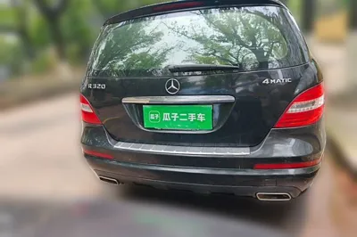 Mercedes-Benz R-Class 2015, 153400 км, за 10721 USD