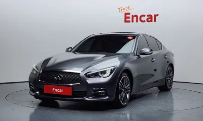 Infiniti Q50 · 2015 год