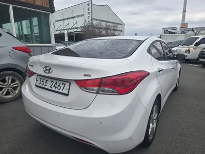 Hyundai Avante 2013, 241641 км, за 1889.25 USD