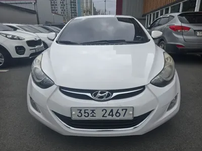 Hyundai Avante 2013, 241641 км, за 1889.25 USD