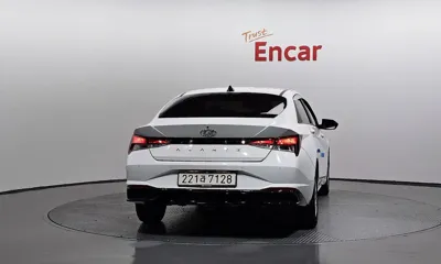 Hyundai Avante 2021, 58693 км, за 10505.45 USD