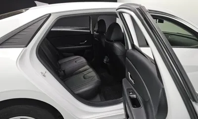 Hyundai Avante 2021, 58693 км, за 10505.45 USD - фото 13
