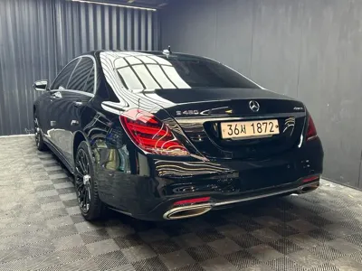 Mercedes-Benz S-Class 2018, 98225 км, за 28456.07 USD