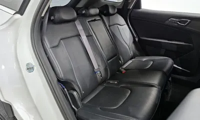 Kia Sportage 2023, 42557 км, за 16393.45 USD - фото 12
