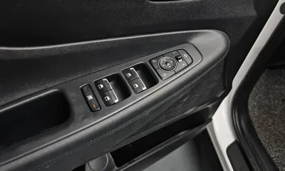 Hyundai Santafe 2020, 59879 км, за 12800.32 USD - фото 16
