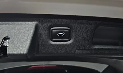 Hyundai Santafe 2020, 59879 км, за 12800.32 USD - фото 32