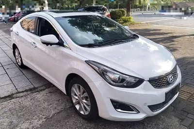 Hyundai Elantra (5th Generation 2016, 129000 км, за 6370 USD