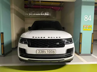 Land Rover Range Rover · 2021 год