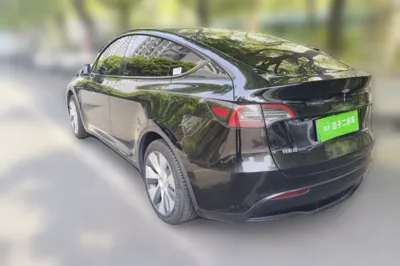Tesla Model Y 2022, 152400 км, за 27379 USD