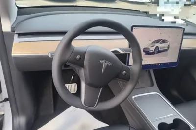 Tesla Model Y 2022, 60200 км, за 26130 USD - фото 18