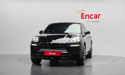 Porsche Macan 2023, 42304 км, за 53311.21 USD