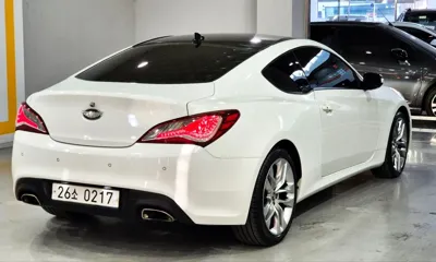 Hyundai Genesis 2009, 171939 км, за 2472.03 USD - фото 6