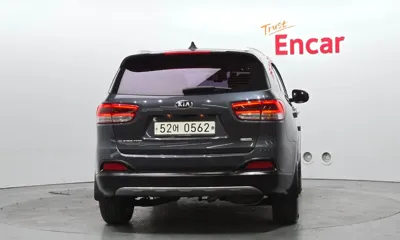 Kia Sorento 2016, 164749 км, за 7032.62 USD