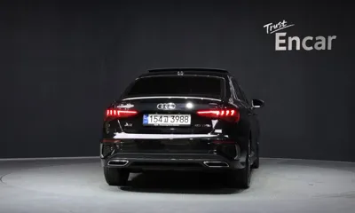 Audi A3 2023, 30049 км, за 18169.8 USD