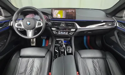 BMW 5-Series 2022, 49718 км, за 35114.03 USD - фото 7