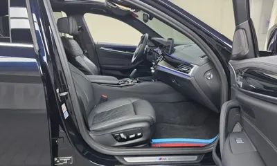 BMW 5-Series 2022, 49718 км, за 35114.03 USD - фото 26