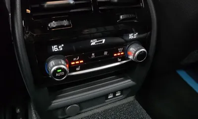BMW 5-Series 2022, 49718 км, за 35114.03 USD - фото 27