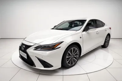 Lexus ES · 2018 год
